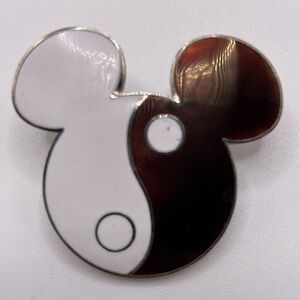 WDW Disney 2000 Mickey Head & Ears YIN-YANG ERROR 2nd Brown PIN - PinPics PP #25